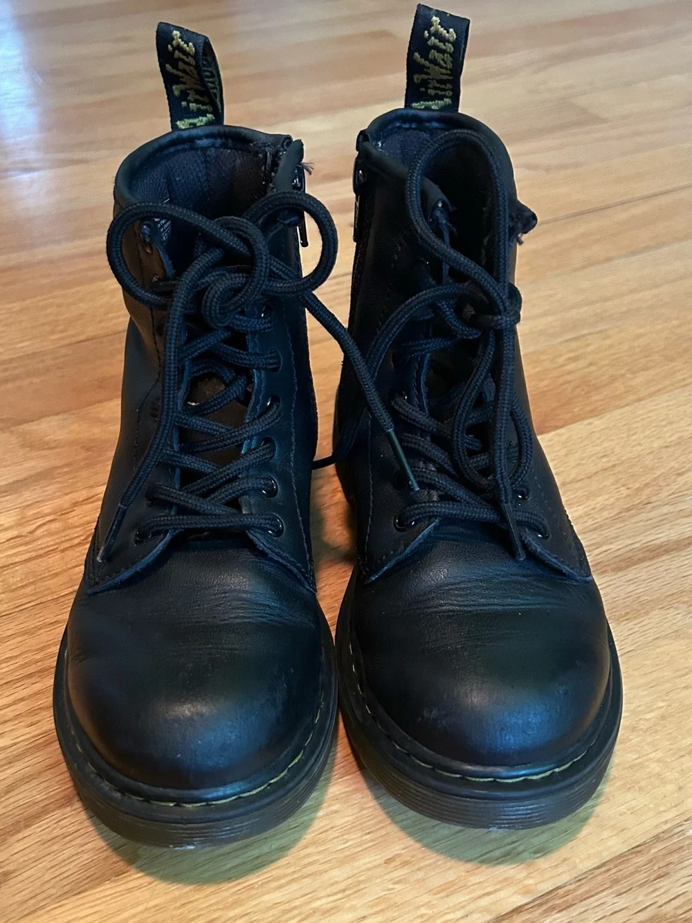 Kids Dr. Martens Boots Size 1